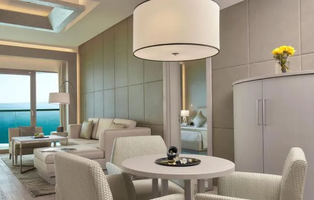  Royal M Hotel & Resort Abu Dhabi - picture  : Seating area,Sea view,Property 