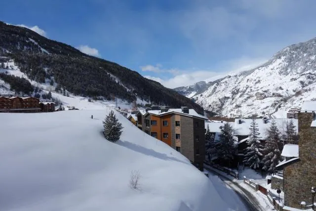  Apartaments Ashome - picture  : Shower,Mountain view,Property 