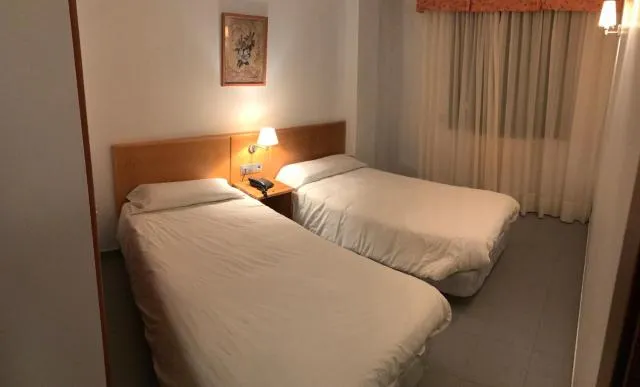  Apartamentos Turísticos Roc Del Castell - picture  : Bed,Bed,Bedroom,Property,Room 