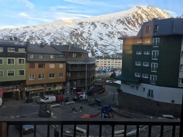  Enjoy Apartment - picture  : Balcony/Terrace,City view,Landmark view,Mountain view,Street view,Property 