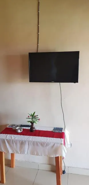  Rebero Kivu Resort - photo  : Centre de télévision/divertissement 