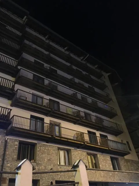  Enjoy Apartment - picture  : Facade/entrance,Property building,Property 