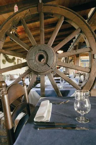  Hotel Restaurant D'Hofstee - picture  : Restaurant/places to eat,Property 