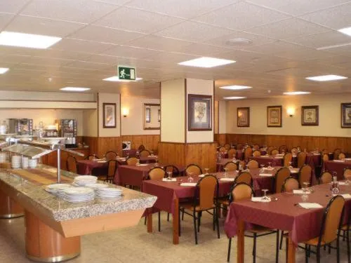  Apartaments Crest Pas - picture  : Toilet,Restaurant/places to eat,Property 