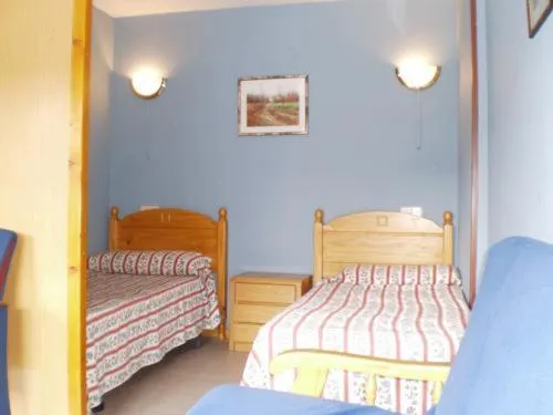  Apartaments Crest Pas - picture  : Bed,Bed,Room 