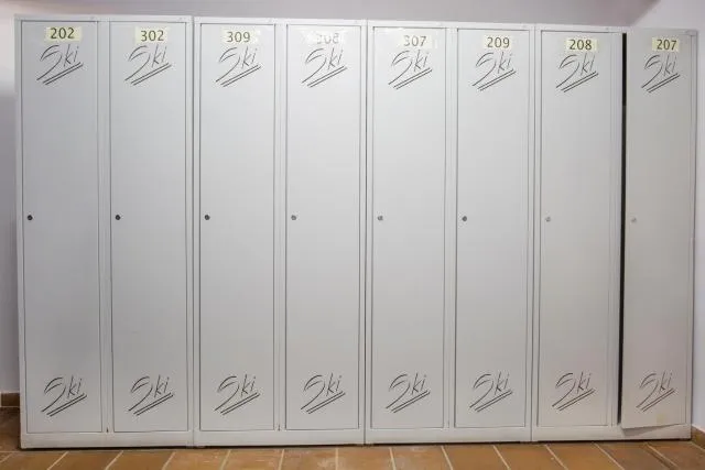  Hotel Catalunya Ski - picture  : Skiing,Property 