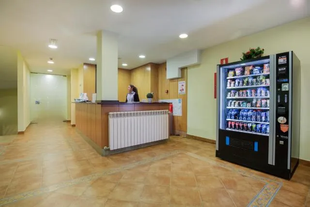  Hotel Catalunya Ski - picture  : Lobby or reception,Property 