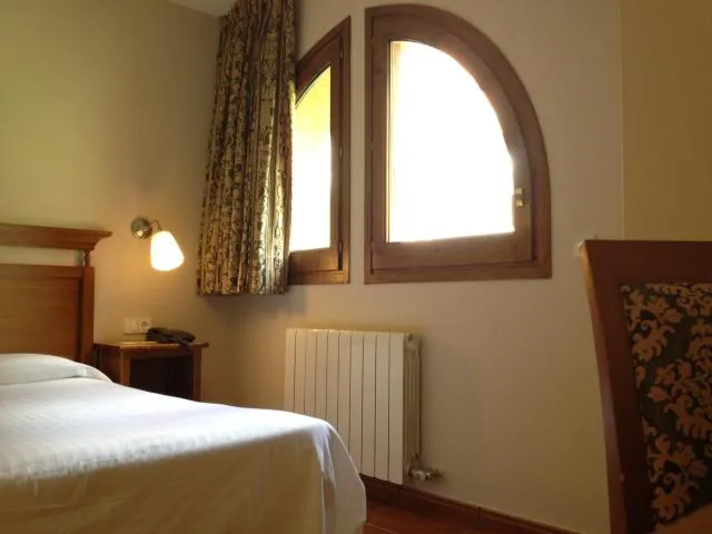  Hotel Xalet Verdú - picture  : Bed,Photo of the whole room,Bedroom,Property,Room 