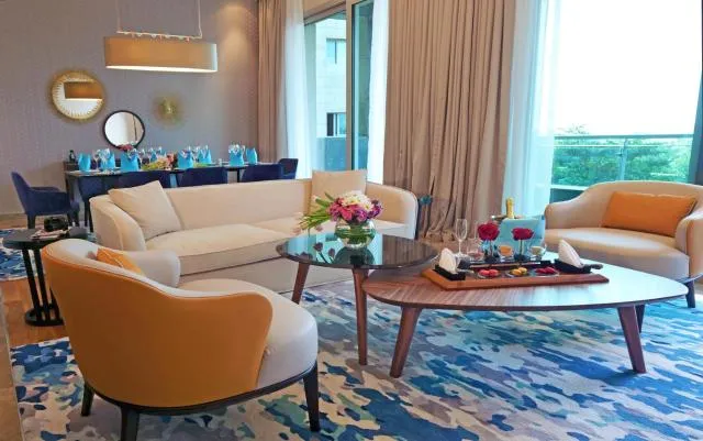  Rixos The Palm Hotel & Suites - Ultra All Inclusive - picture  : Living room,Seating area,Property 