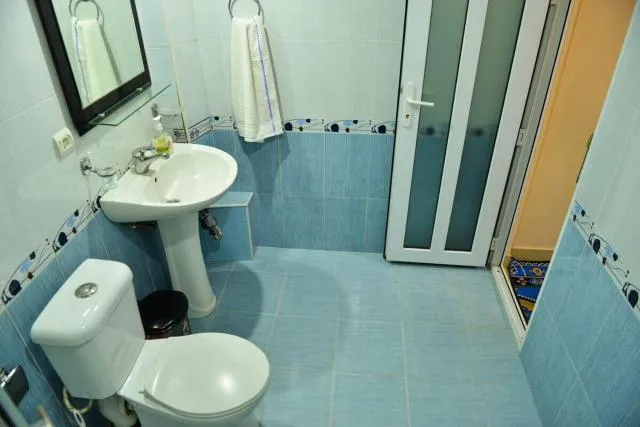  Marina - picture  : Bathroom 