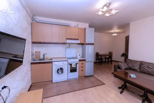  Stay Inn Apartments at Nalbandyan 50 street - picture  : Kitchen/kitchenette 