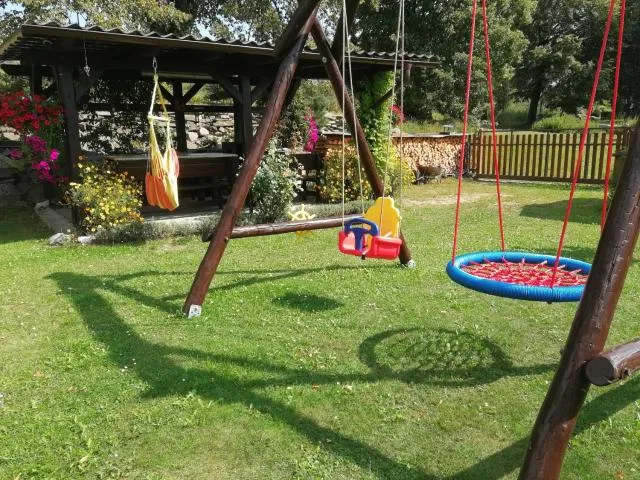  U Macháčků - Lipno - picture  : Children's play area,Garden,Property 