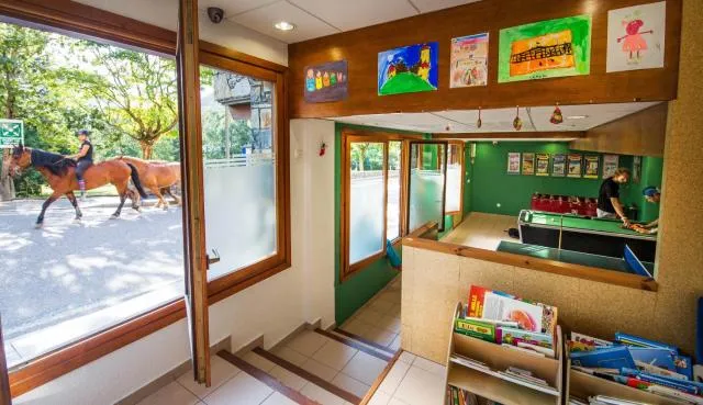  Apartaments Giberga - picture  : Billiard,Game Room,Property 