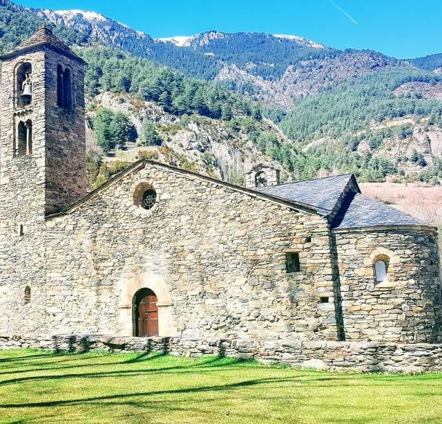  Hotel Sucara - picture  : Nearby landmark,Property building,Landmark view,Property 