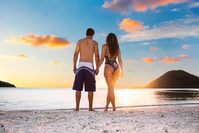  Harbour Island Residences - picture  : Beach,Sunrise/sunset,Beach,Property 