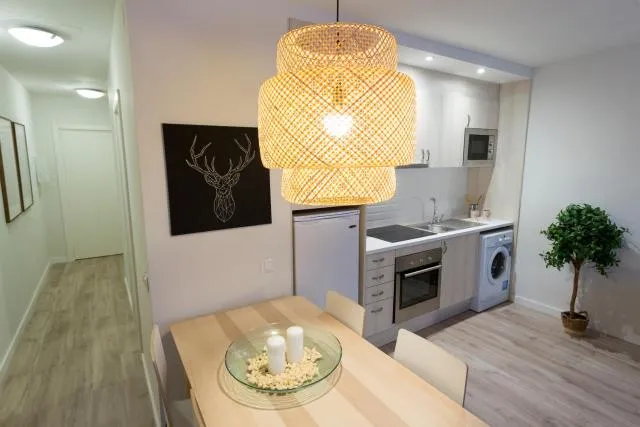  Mikka-Mundial Luxe - picture  : Kitchen/kitchenette,Dining area 