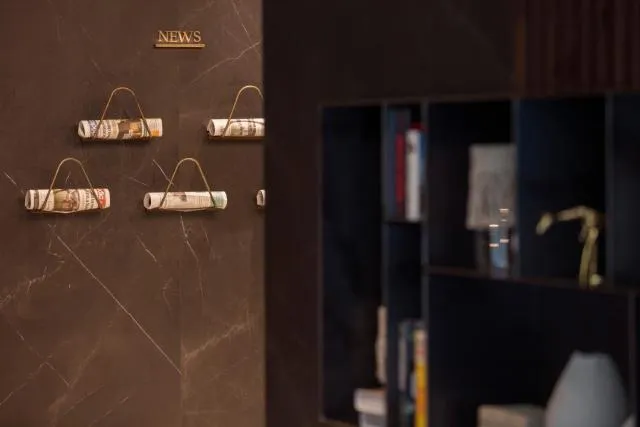  Yomo Centric - picture  : Library,Lobby or reception,Property 