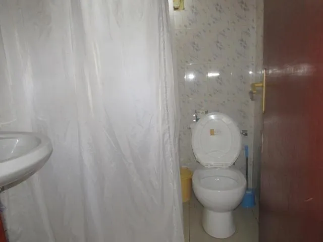  Rebero Kivu Resort - photo  : Douche,Toilettes,Salle de bain,Salle de bain,Propriété 
