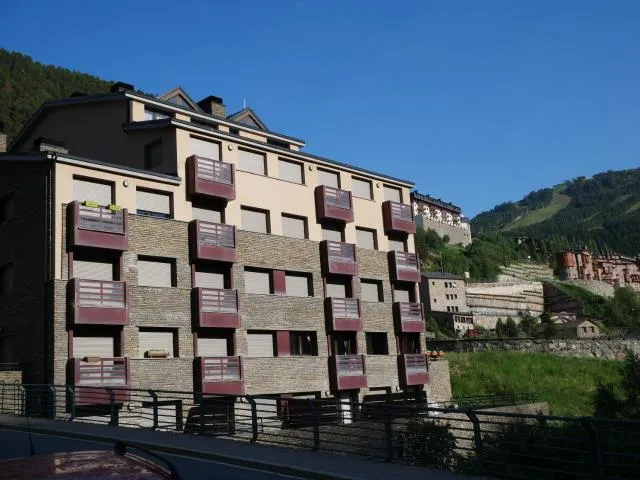  Cabirol-Vacances Pirinenca - picture  : Property building,Property building,Property 