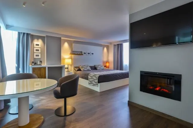  Hotel Panorama - picture  : TV/entertainment centre,Living room,Bedroom,Property 