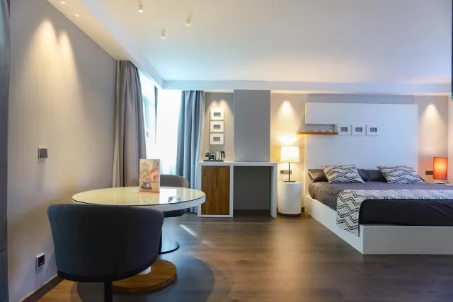  Hotel Panorama - picture  : Bedroom,Property 