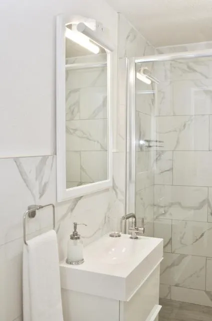  West Rock Villas - picture  : Bathroom,Bathroom,Property 