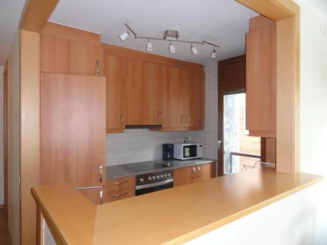  Sol Tarter - picture  : Kitchen/kitchenette,Street view,Property 
