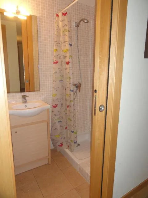  Sol Tarter - picture  : Shower,Bathroom,Bathroom,Property 