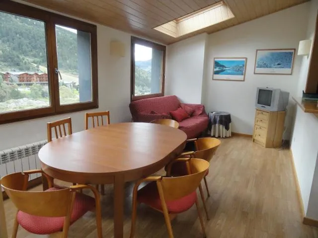  Sol Tarter - picture  : Dining area,Living room,Seating area,Dining area,Mountain view,Property 