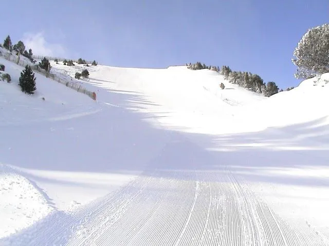  Roc Apartment - picture  : Shower,Day,Natural landscape,Property 