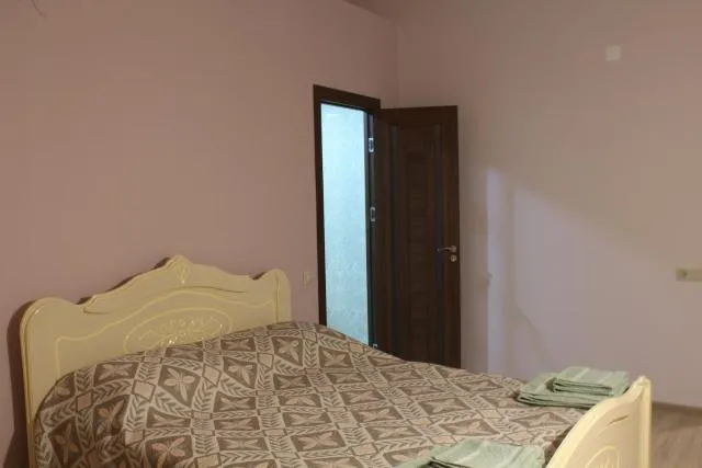  Anna Home B&B - picture  : TV/entertainment centre,Bed 