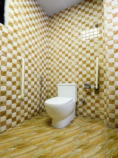  SH Hotel - picture  : Bathroom,Bathroom,Property 