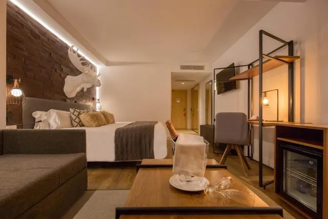  Yomo Centric - picture  : Photo of the whole room,Room 