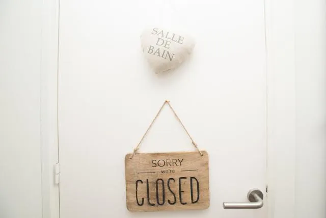  Mikka-Mundial Luxe - picture  : Logo/Certificate/Sign/Award,Property logo/sign 