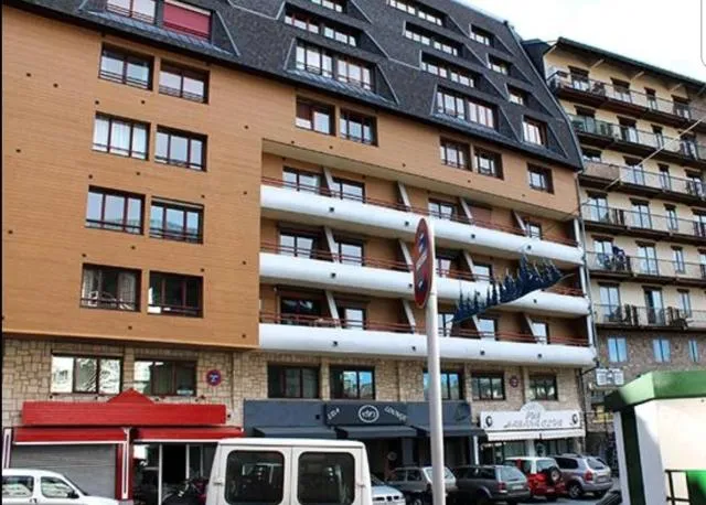  Esqui Pas De La Casa - picture  : Property building,Facade/entrance,Property building,Property logo or sign,Property 