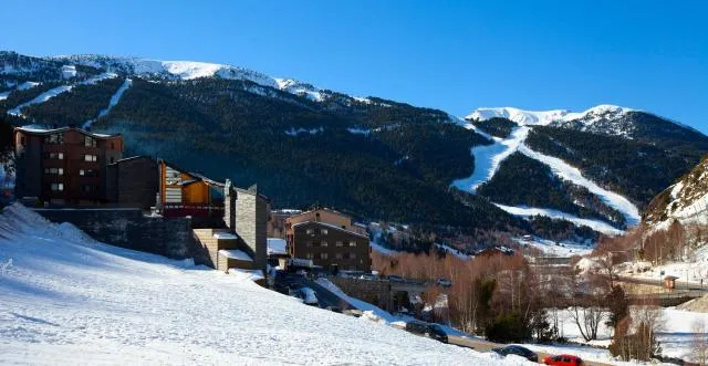  Hotel Galanthus & Spa - picture  : Shower,Property building,Property building,Aqua park,Natural landscape,Mountain view,Property 