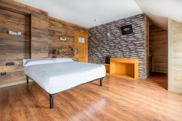  Cal Ruiz - picture  : Bed,Bed,Summer,Photo of the whole room,Bedroom,Property,Room 