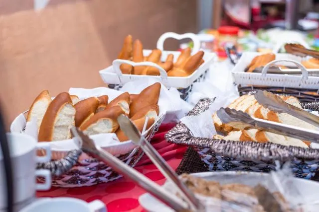  Kigaliview Hotel and Apartments - photo  : Nourriture,Nourriture et boissons,Petit-déjeuner,Petit-déjeuner buffet,Propriété 