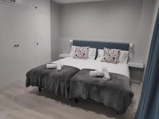  SUITEDREAMS - Boigues 3 - picture  : Bed,Bed,Bedroom,Property,Room 