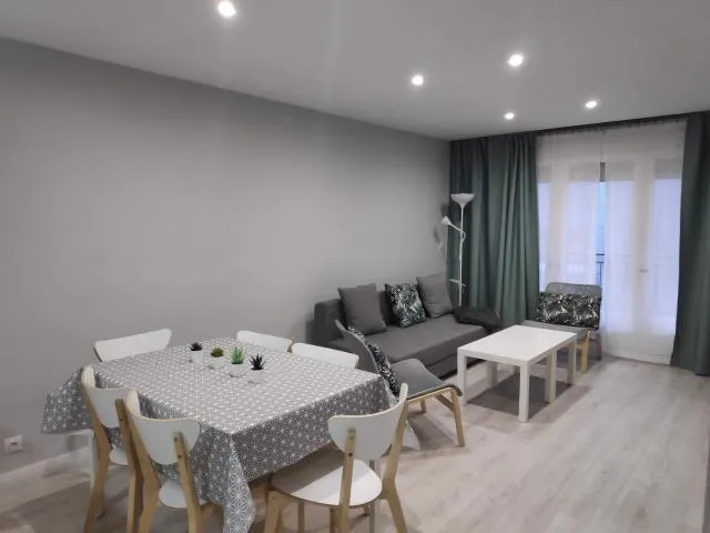  SUITEDREAMS - Boigues 3 - picture  : Seating area,Dining area,Living room,Dining area,Property 