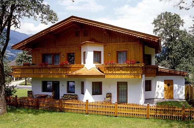  Appartement Zottl - photo  : Façade/entrée,Immeuble immobilier,Propriété 