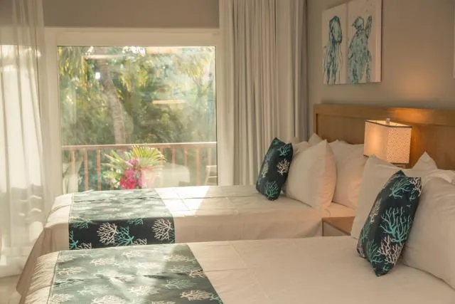  Siboney Beach Club - picture  : Bed,Bedroom,Property 