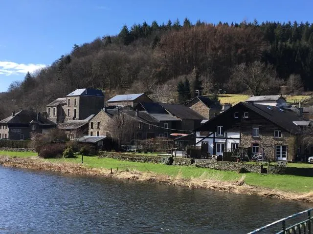  La Petite Passerelle à Mouzaive - picture  : Property building,Beach,Property 