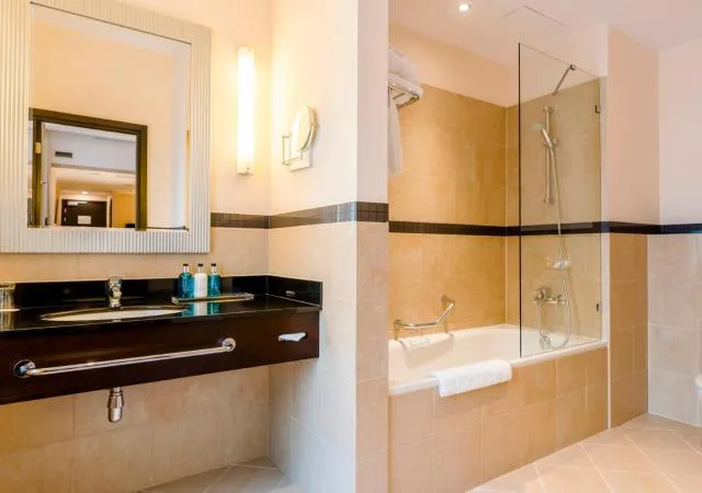  Hotel Polonia Palace - picture  : Bathroom,Bathroom,Property 