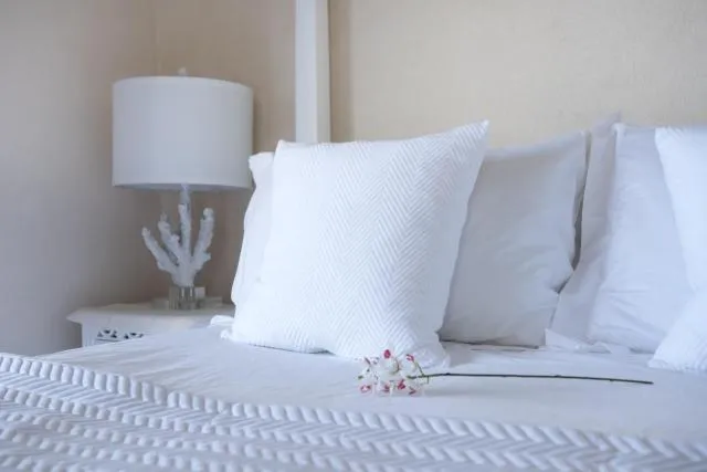  West Rock Villas - picture  : Bed,Bed,Room 