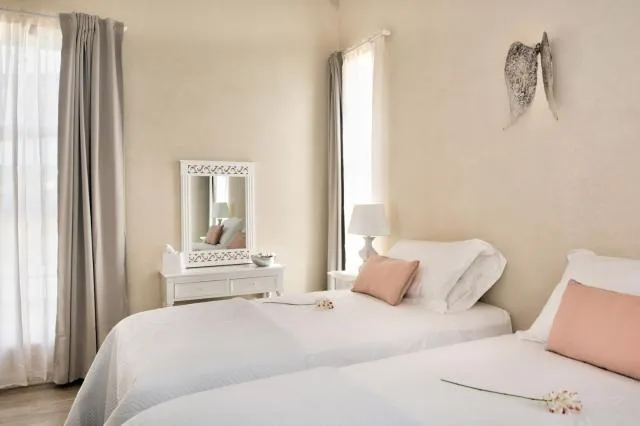  West Rock Villas - picture  : Bed,Bedroom,Property 