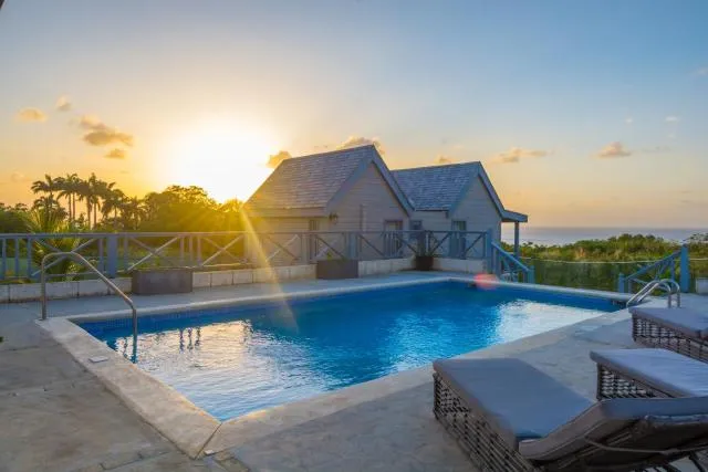  West Rock Villas - picture  : Property building,Swimming pool,Sunrise/sunset,Swimming pool,Sunset,Property 