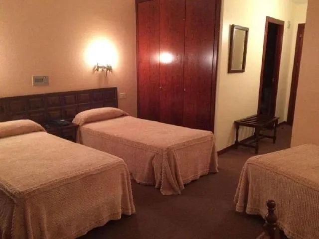  Hotel Folch - picture  : Bed,Bed,View (from property/room),Photo of the whole room,Bedroom,City view,Quiet street view,Property,Room 