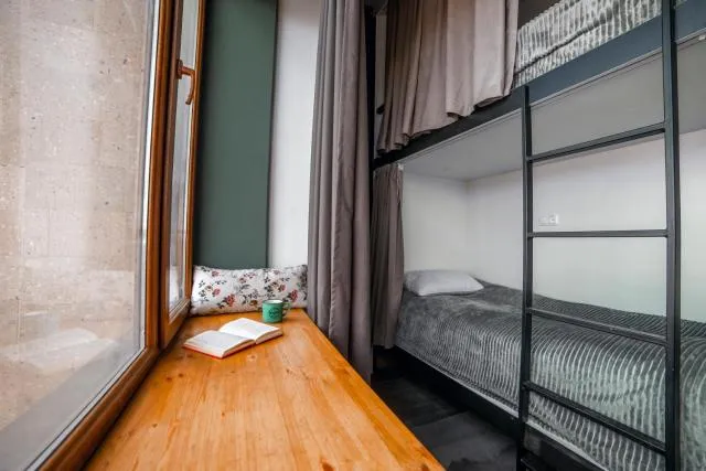  LOFT Hostel - picture  : Bed,Off site,Room 