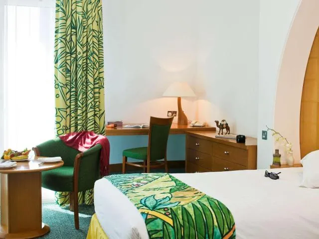  Mercure Grand Jebel Hafeet - picture  : Photo of the whole room,On site,Room 